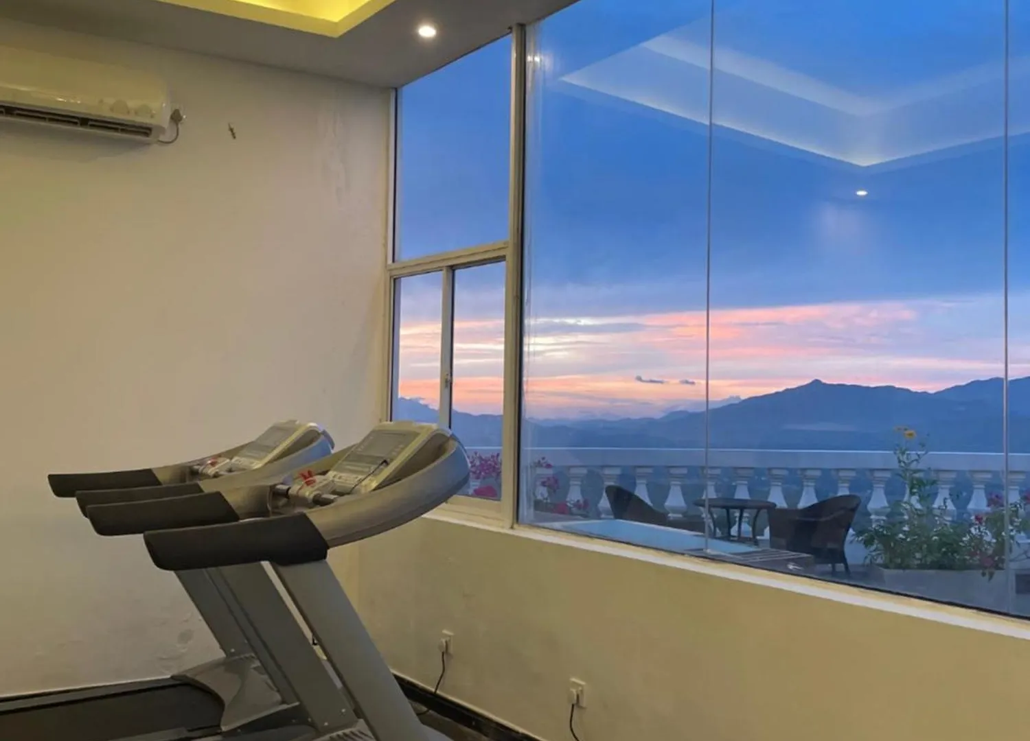 Bellwood Hills Resort & Spa Канди Отель
