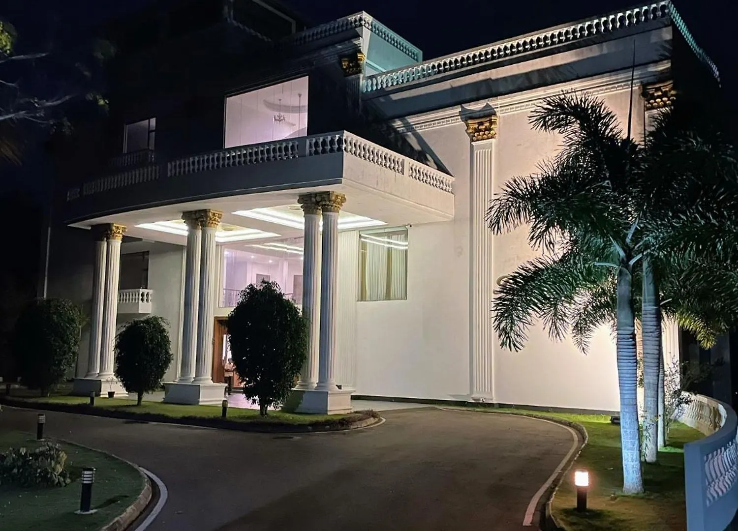 Bellwood Hills Resort & Spa Канди