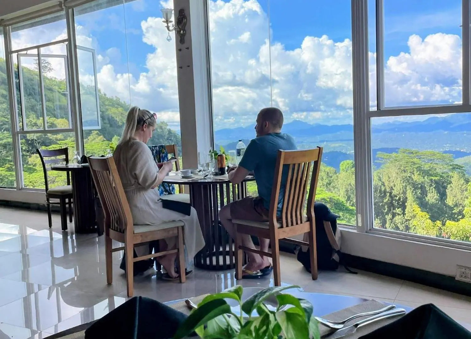 Отель Bellwood Hills Resort & Spa Канди
